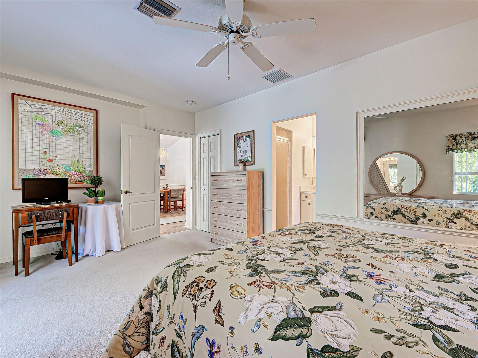 201 KING PALM CT — photo 23