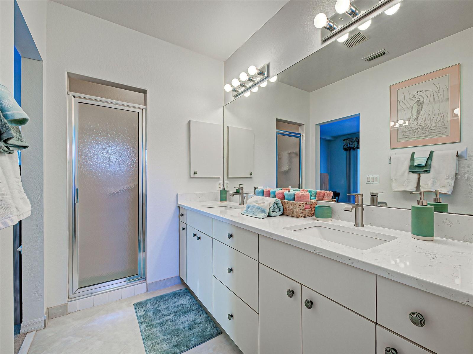 201 KING PALM CT — photo 26