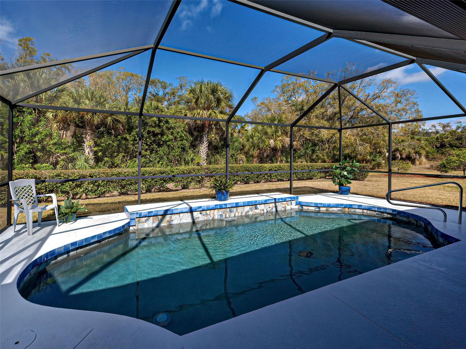 201 KING PALM CT — photo 28