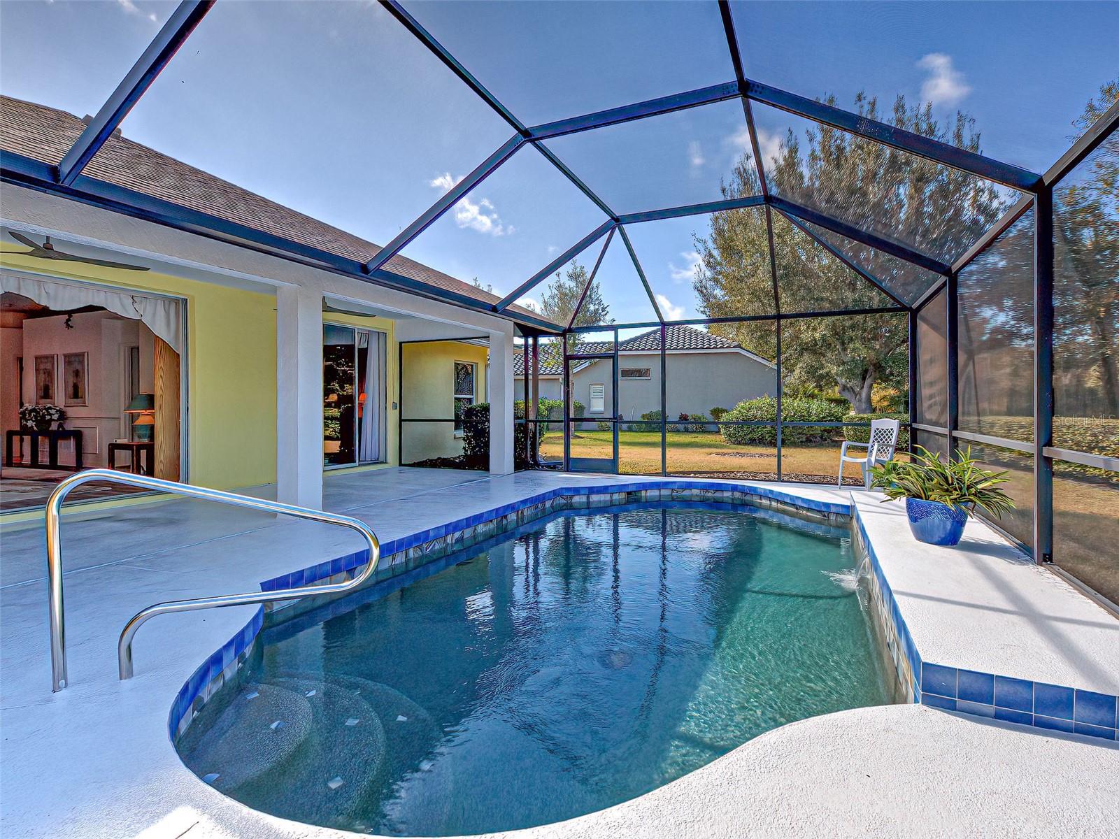 201 KING PALM CT — photo 32