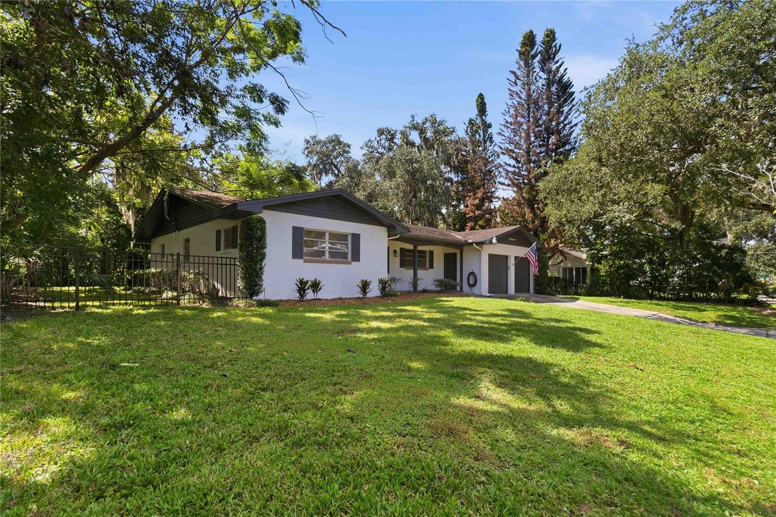 804 GREENWOOD ST — photo 3