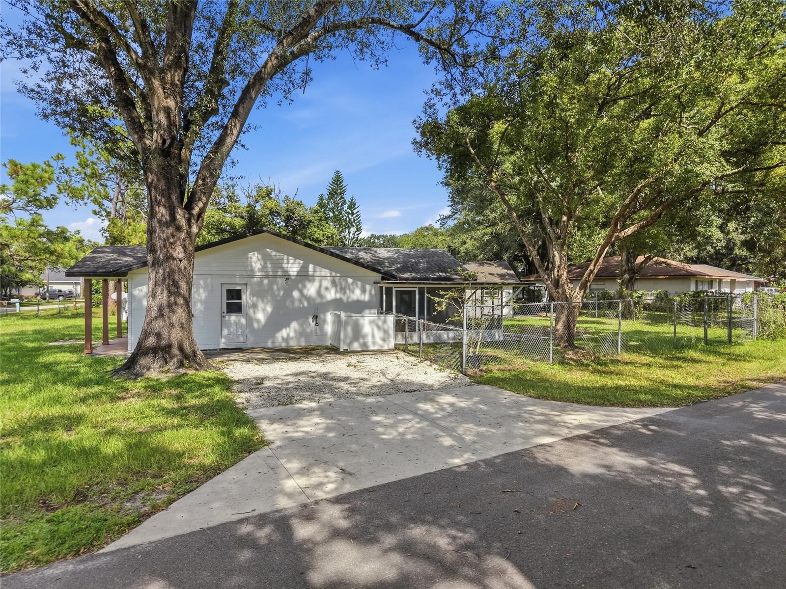 9401 N ROME CIR — photo 3