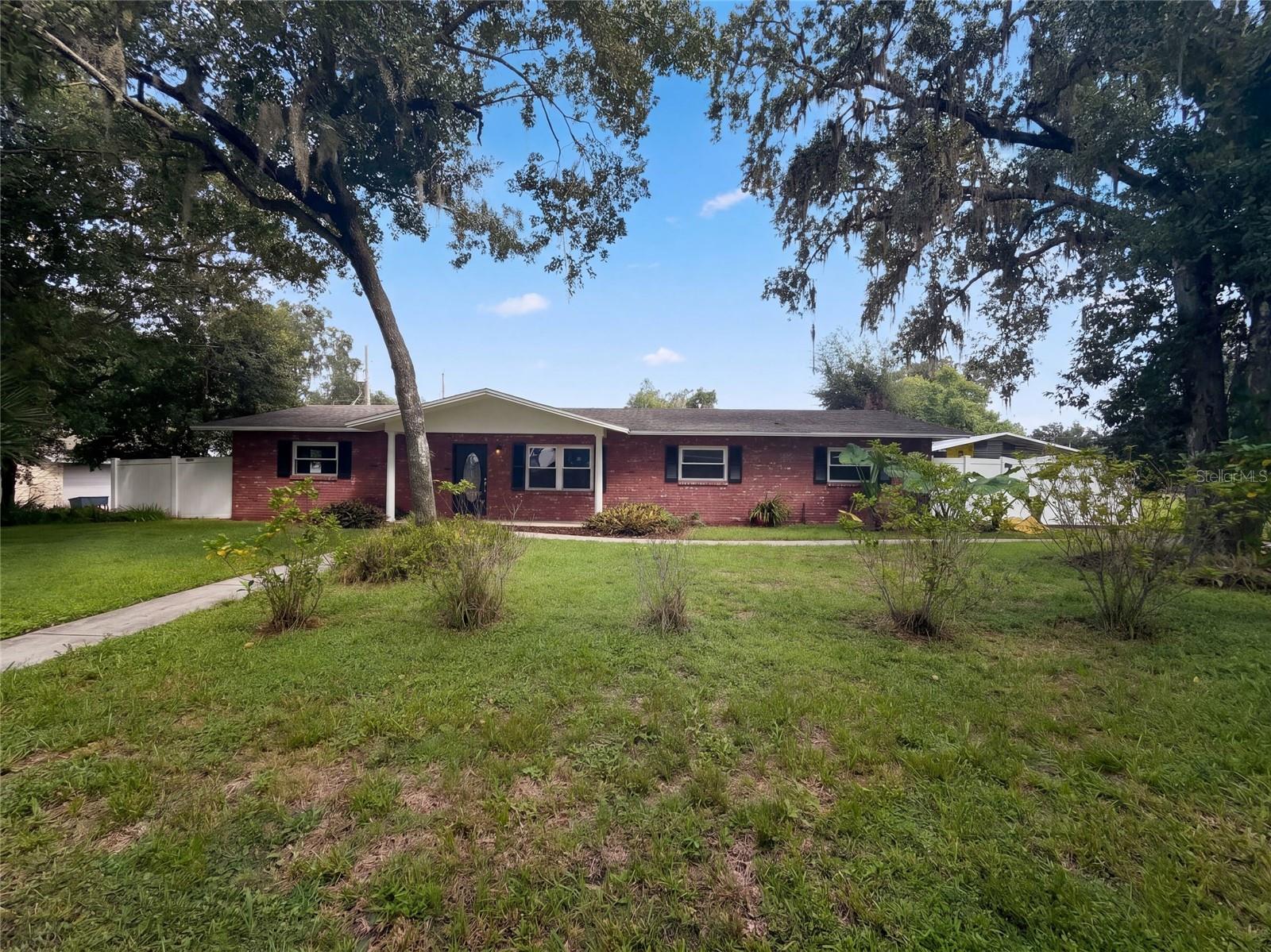 2716 CHARLESTON DR photo