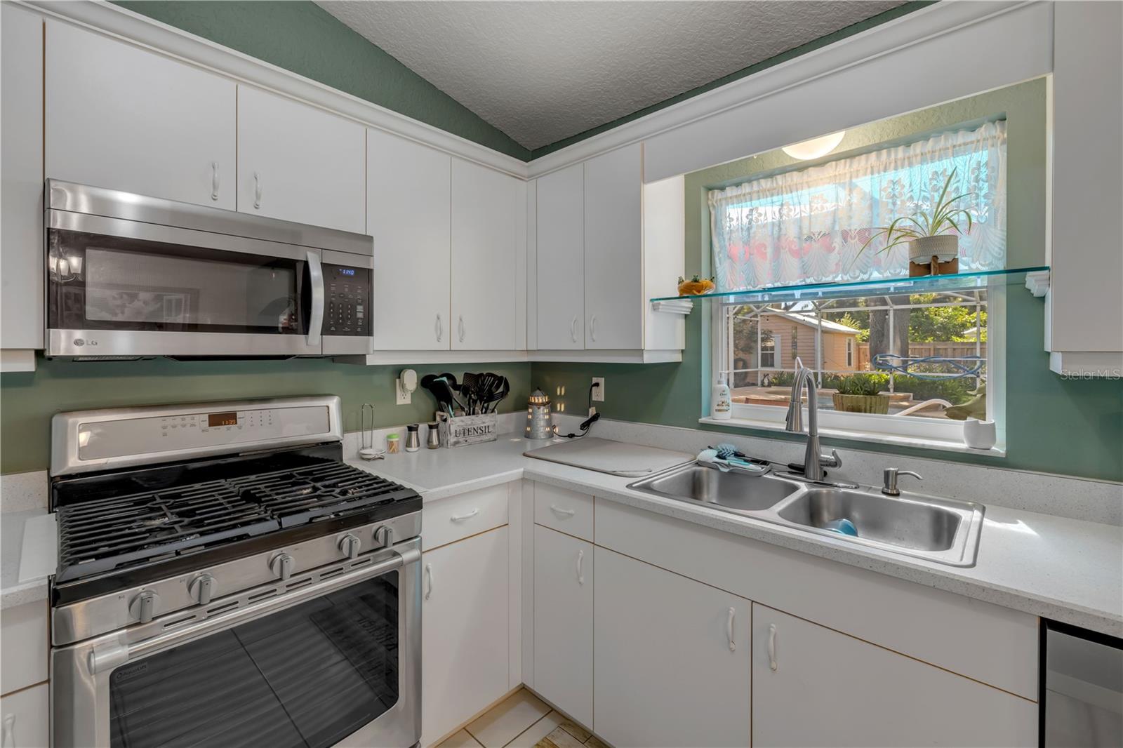 404 TURNBULL BAY RD — photo 9
