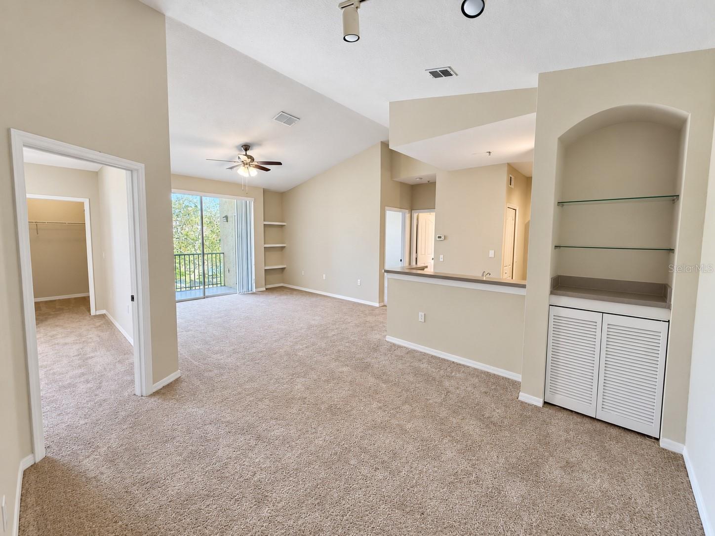1440 LAKE SHADOW CIR #8305 — photo 3
