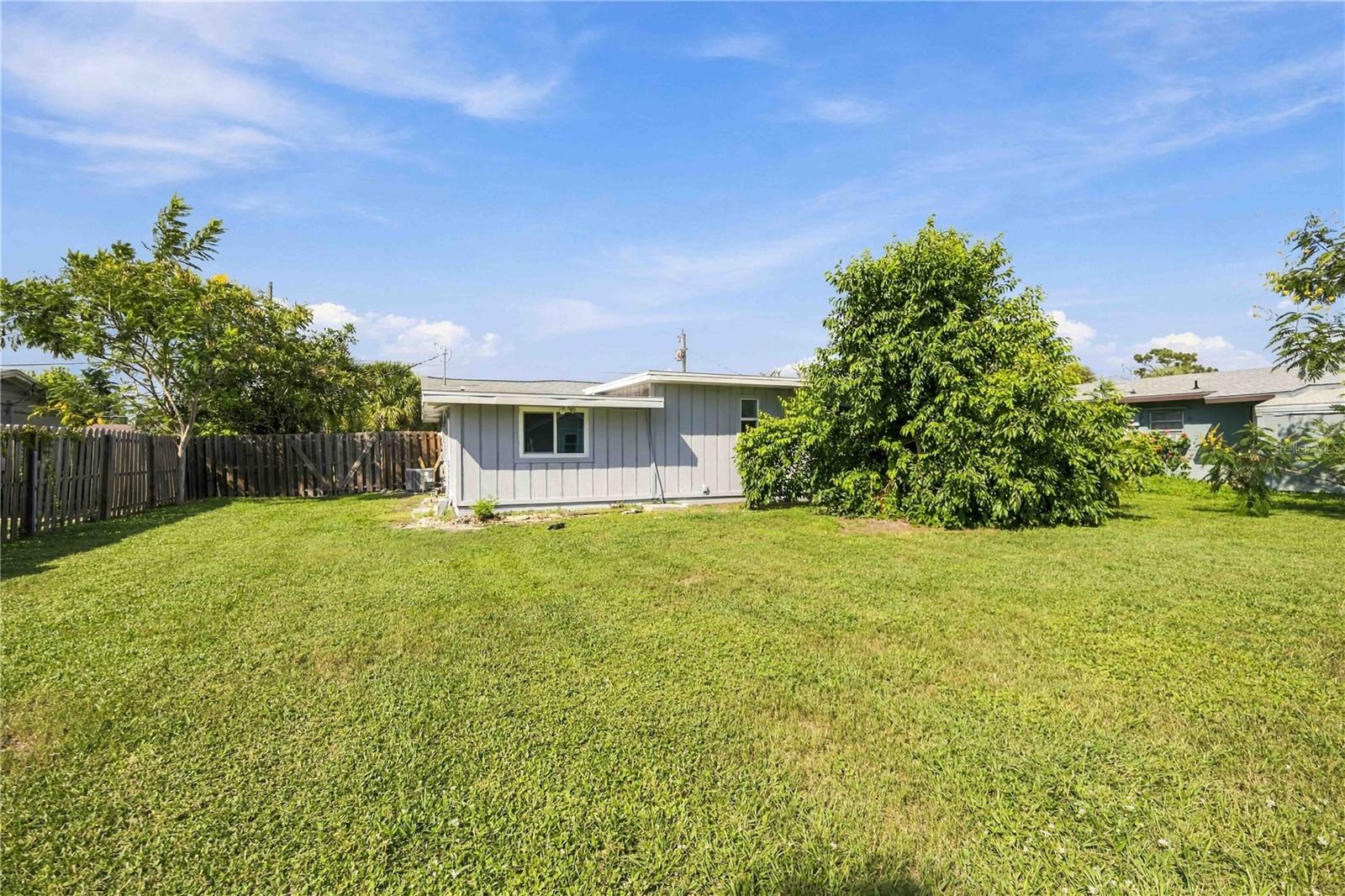 123 VIRGINIA CT — photo 33