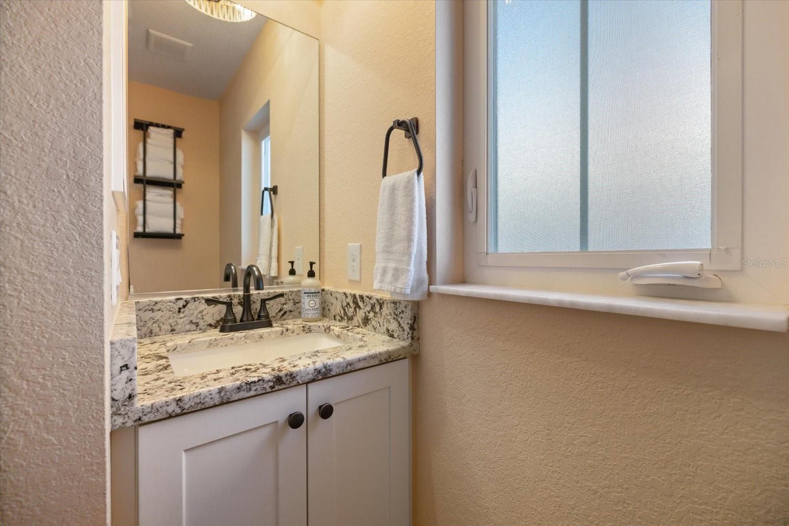 842 GUILD DR — photo 14