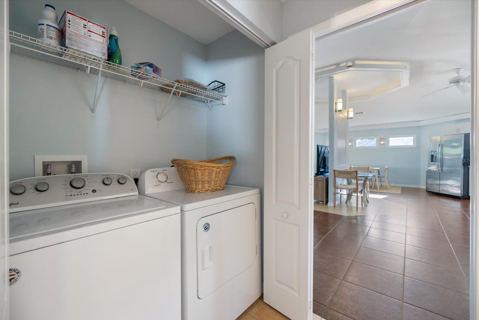 842 GUILD DR — photo 22