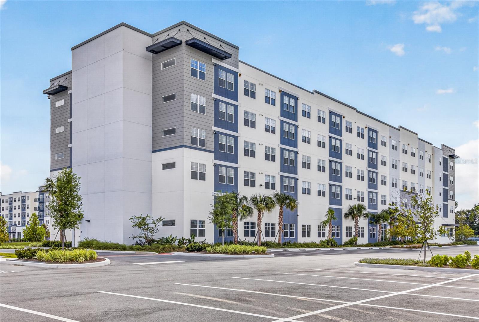 5563 MILLENIA PARK BLVD #417 — photo 2
