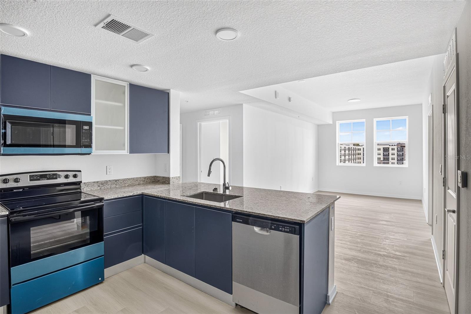 5563 MILLENIA PARK BLVD #417 — photo 4