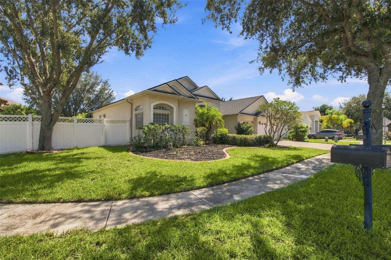 20746 AUBURN LEAF TRL — photo 4