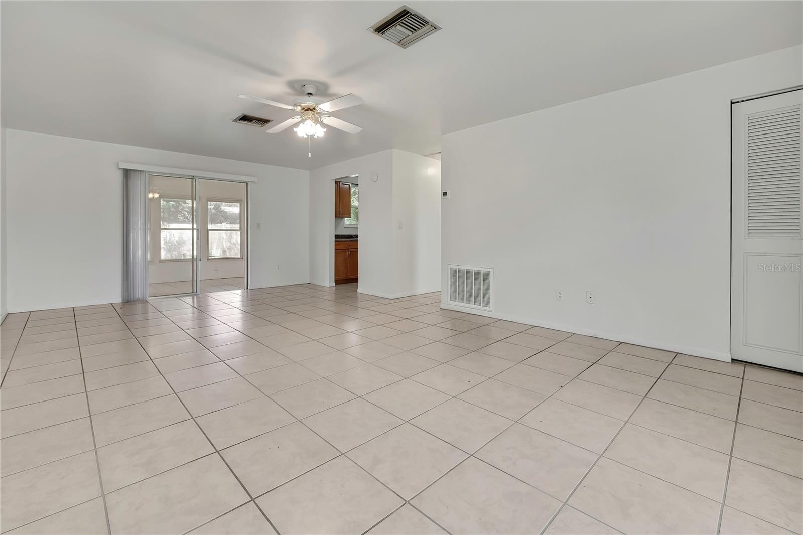 7545 PINEHURST DR — photo 6