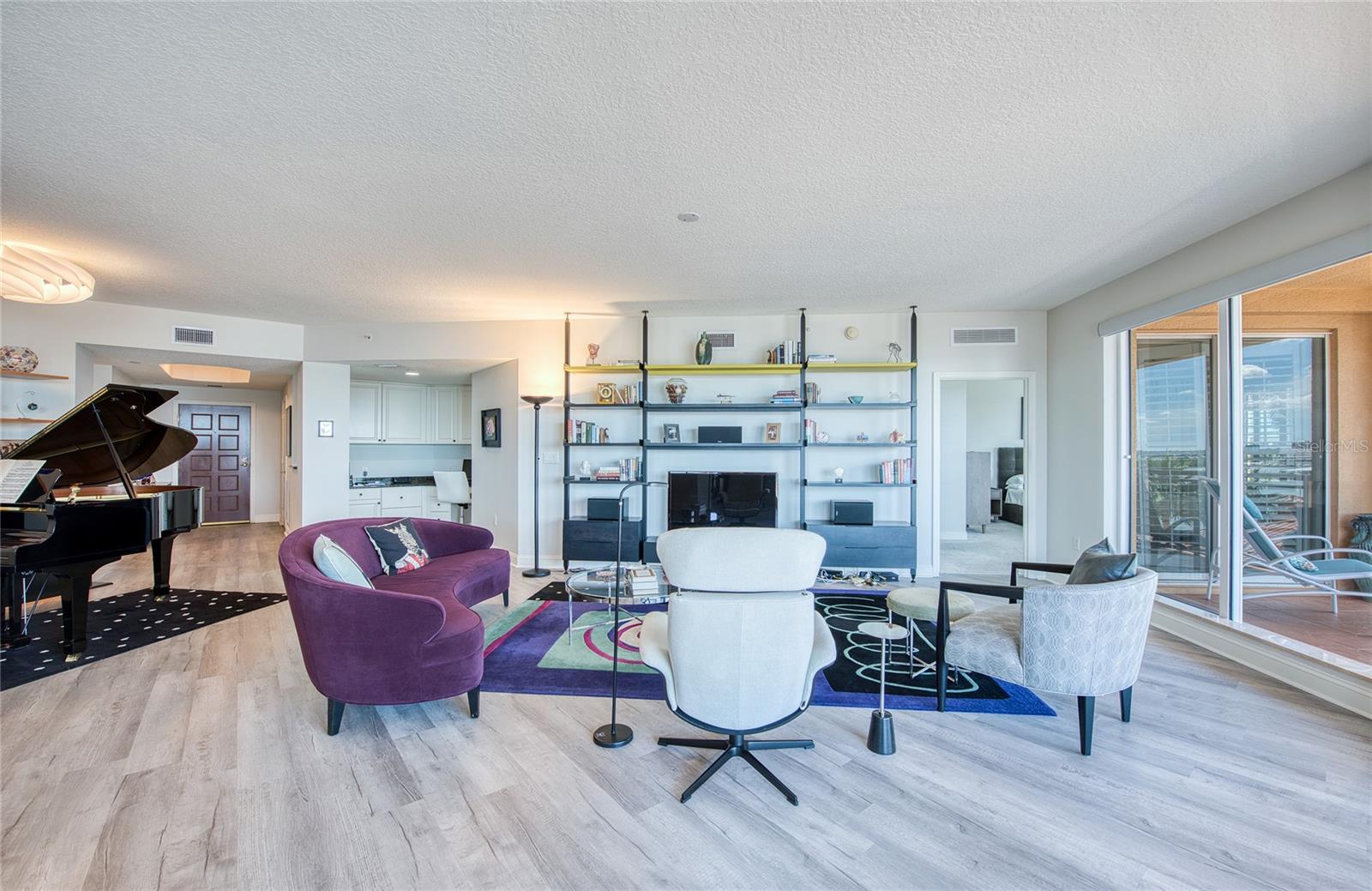501 MANDALAY AVE #509 — photo 6