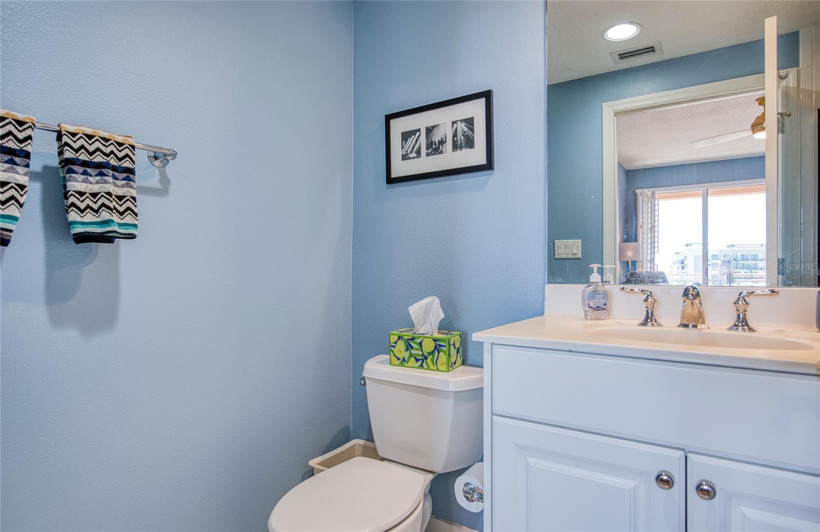 501 MANDALAY AVE #509 — photo 25