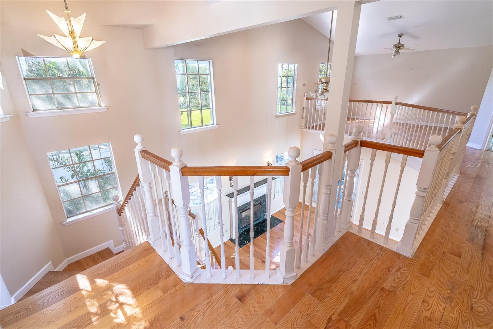472 MAYFAIR CIR — photo 15