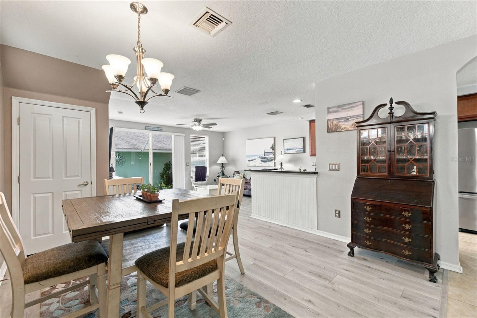 10643 MARSHA DR — photo 12
