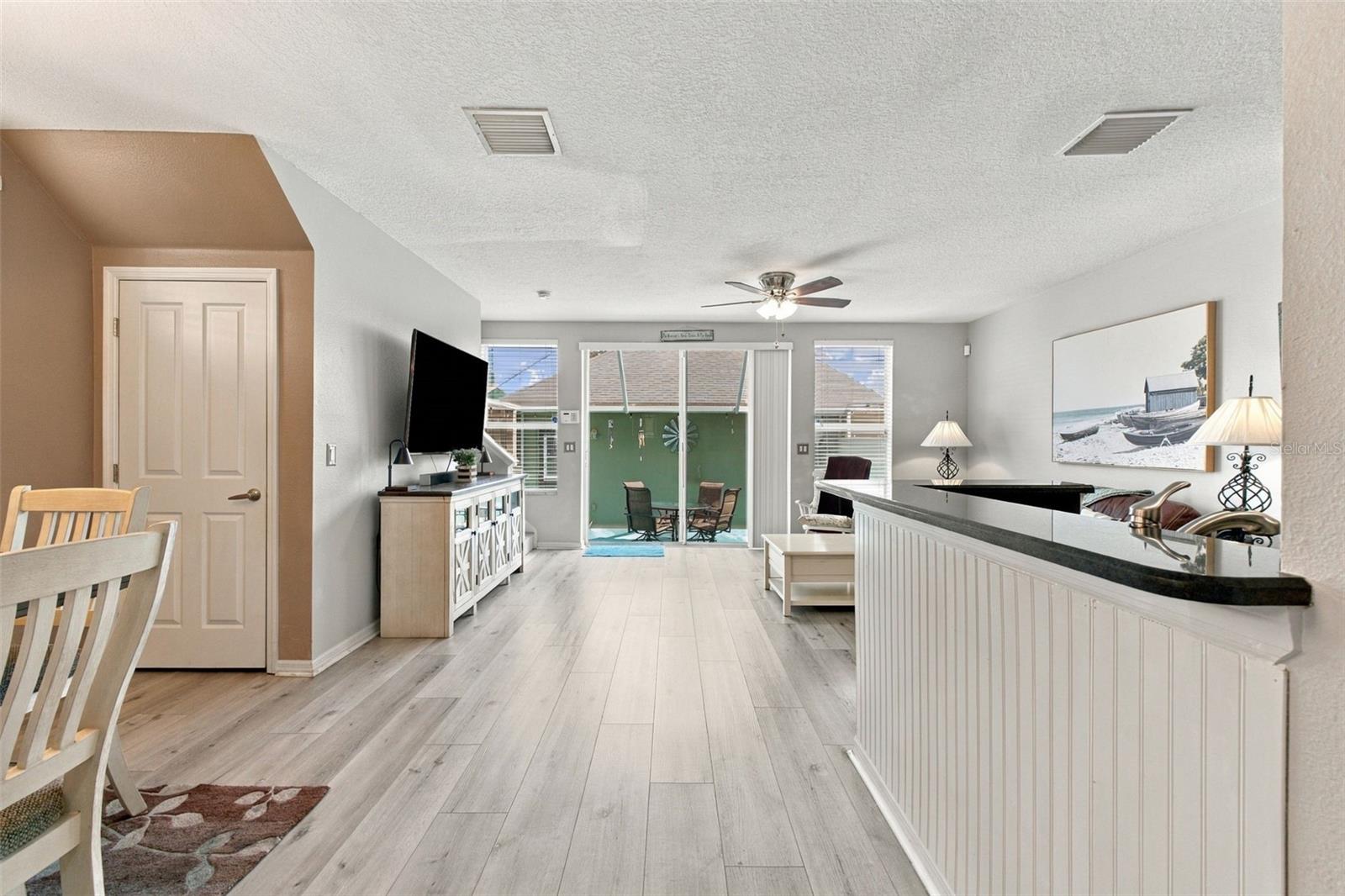 10643 MARSHA DR — photo 15