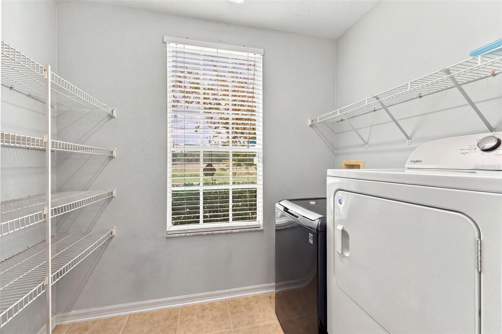 10643 MARSHA DR — photo 18