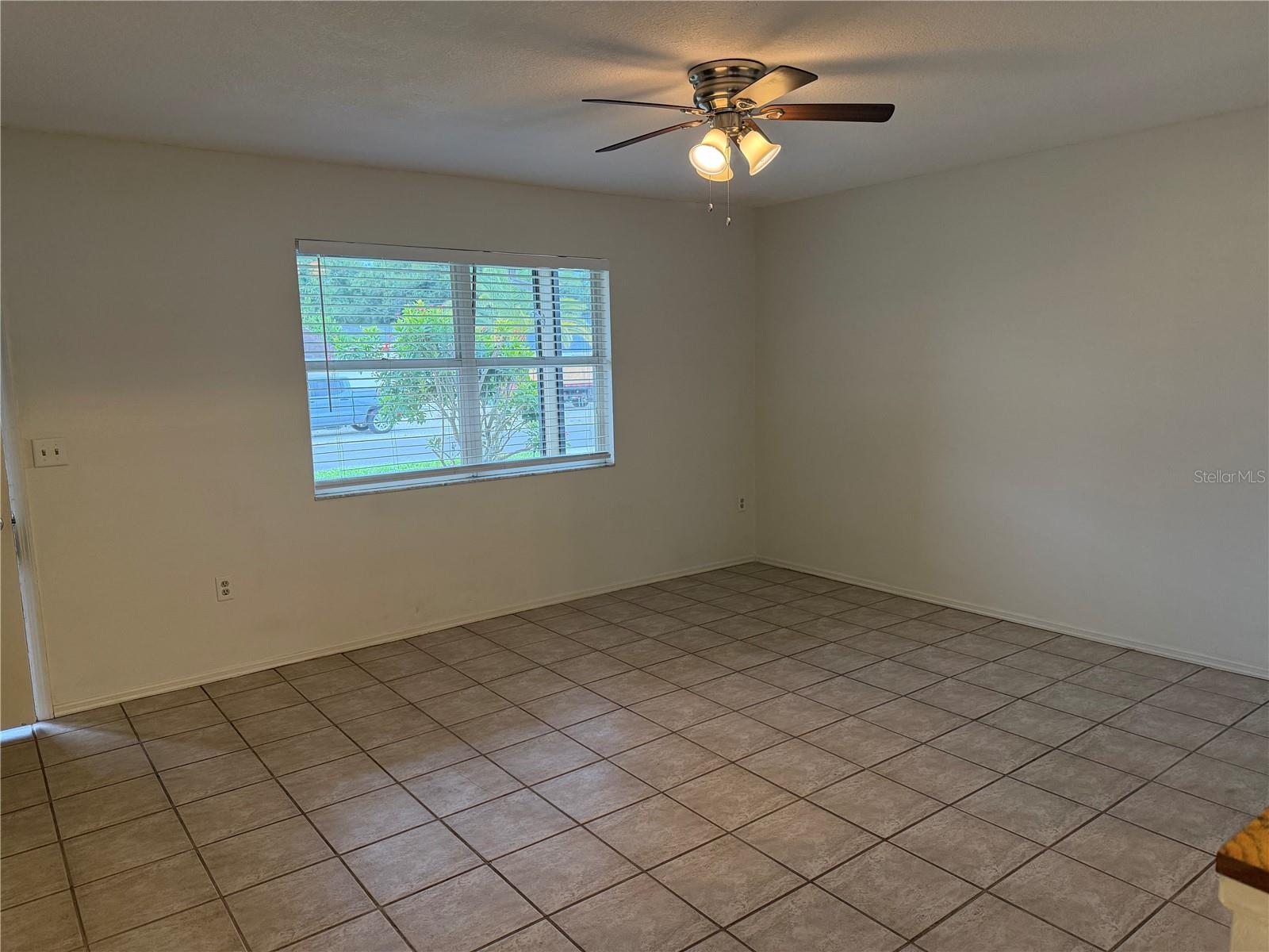 885 DARWIN RD — photo 3