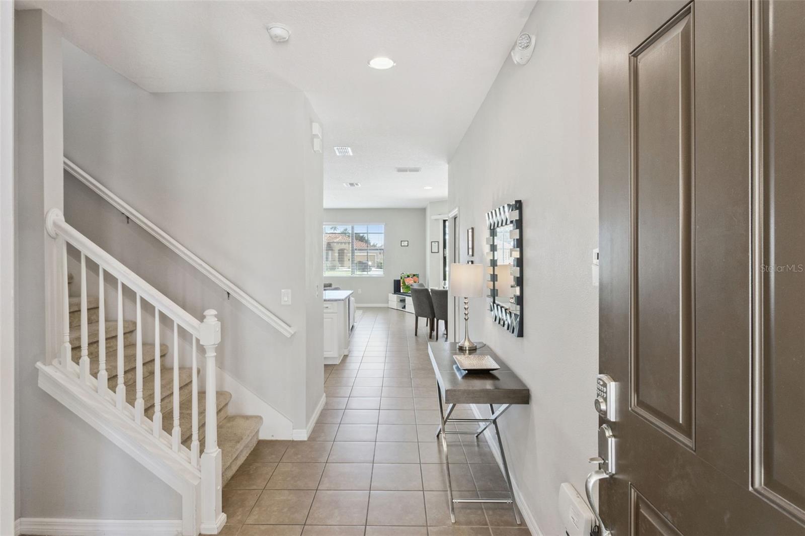 2566 ROSEMONT CIR — photo 4