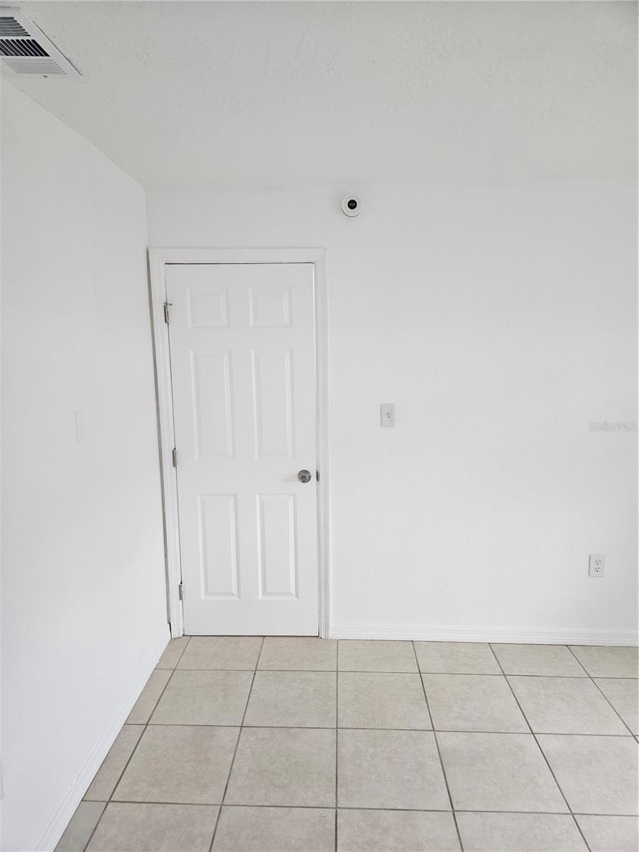 4316 CEDAR GROVE ST — photo 2