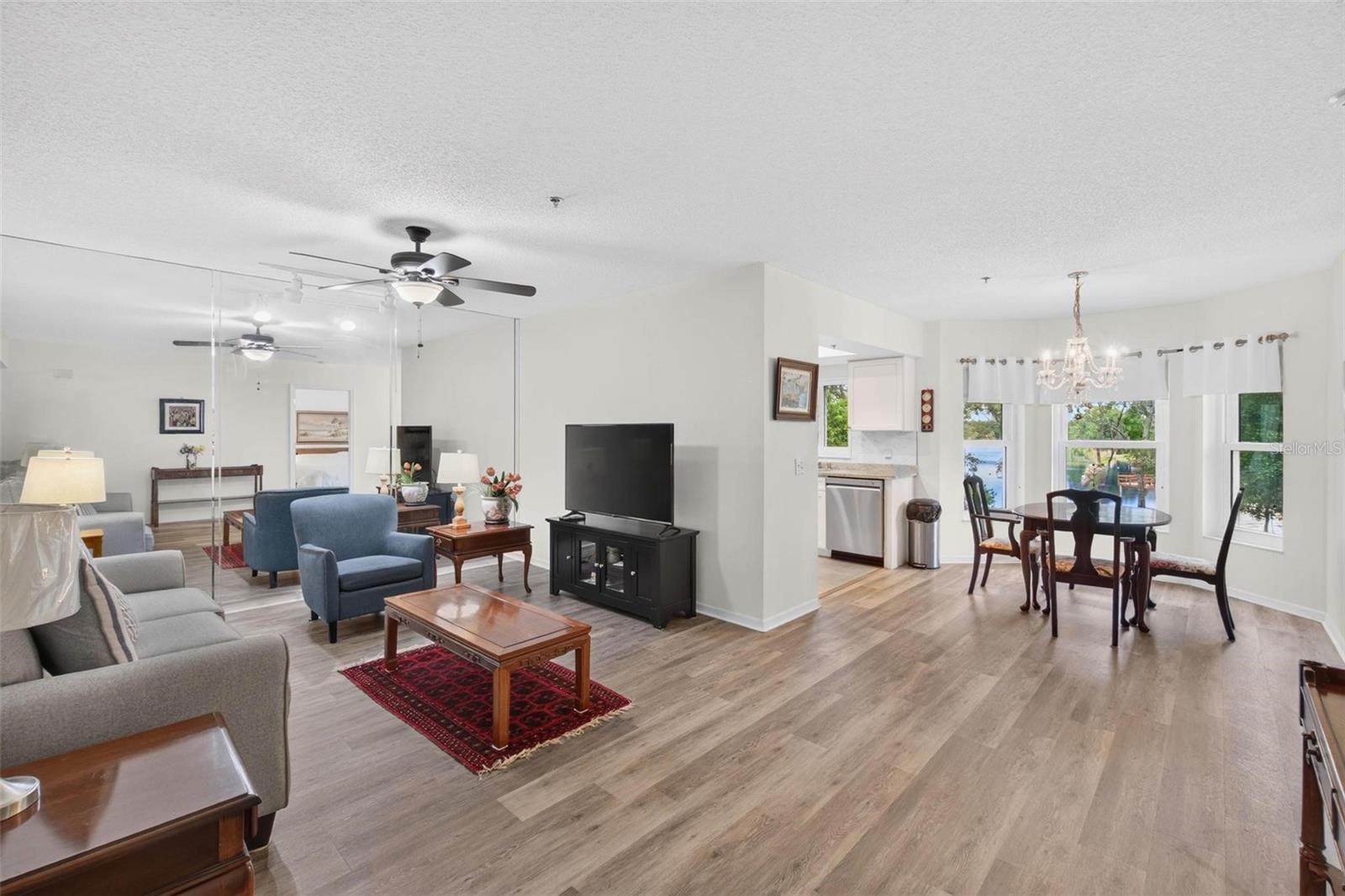 2210 UTOPIAN DR E #203 — photo 4
