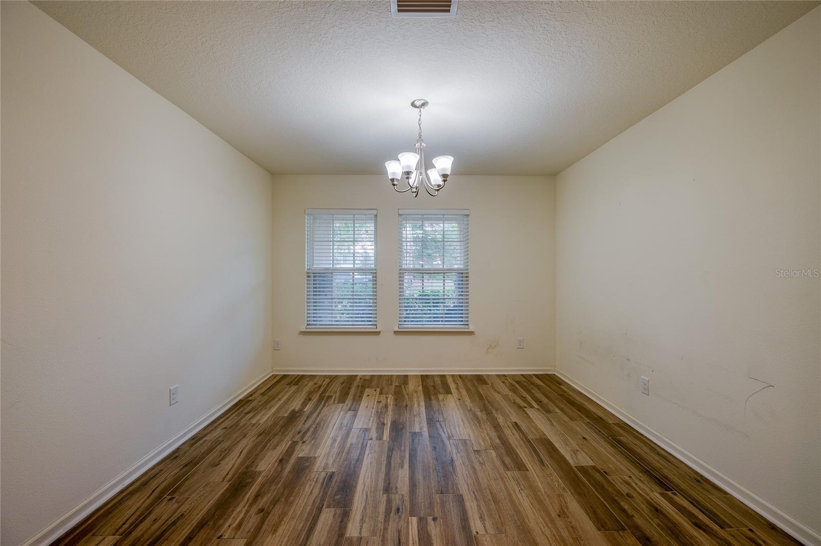 421 CHAMPION RIDGE DR — photo 4
