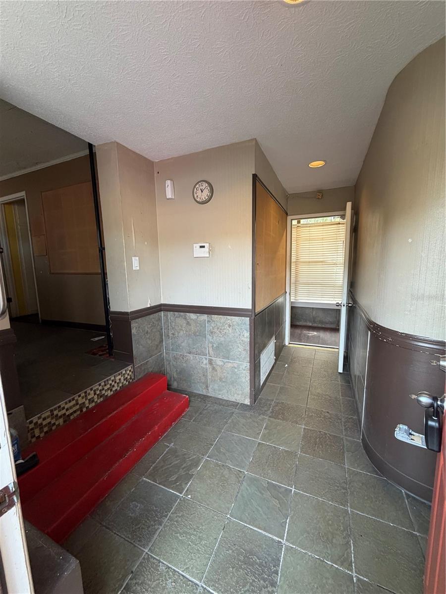 3506 LAKELAND HILLS BLVD — photo 2