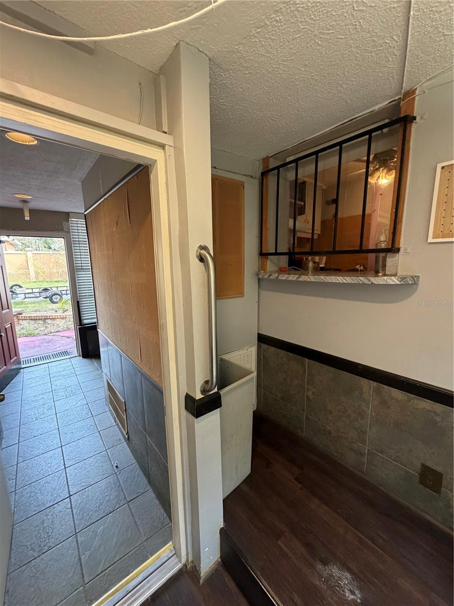 3506 LAKELAND HILLS BLVD — photo 4