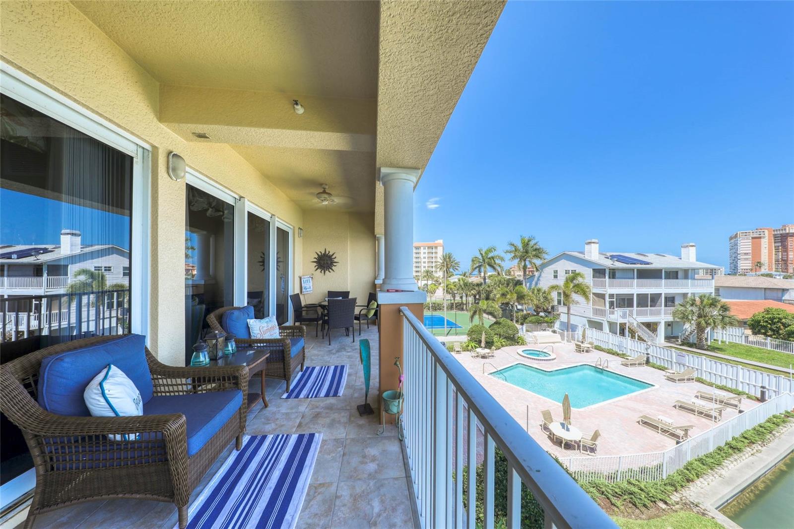 17715 GULF BLVD #303 — photo 4