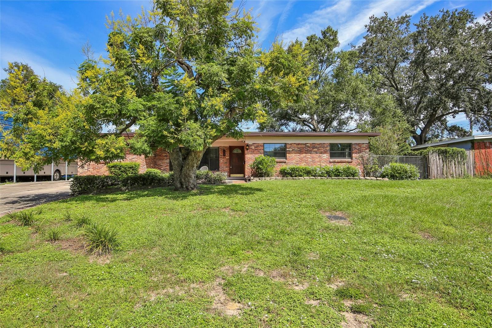 512 WHITE OAK AVE — photo 2