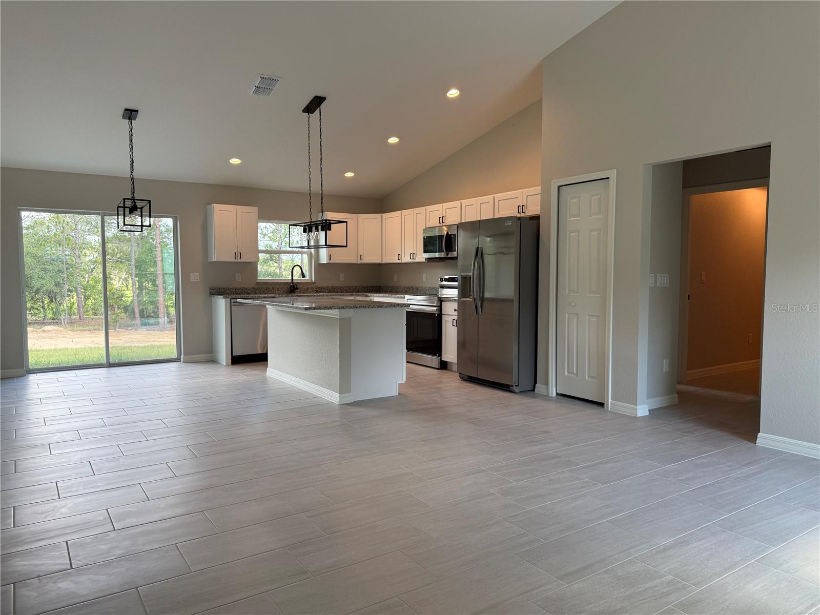 75 LOCUST DR — photo 2