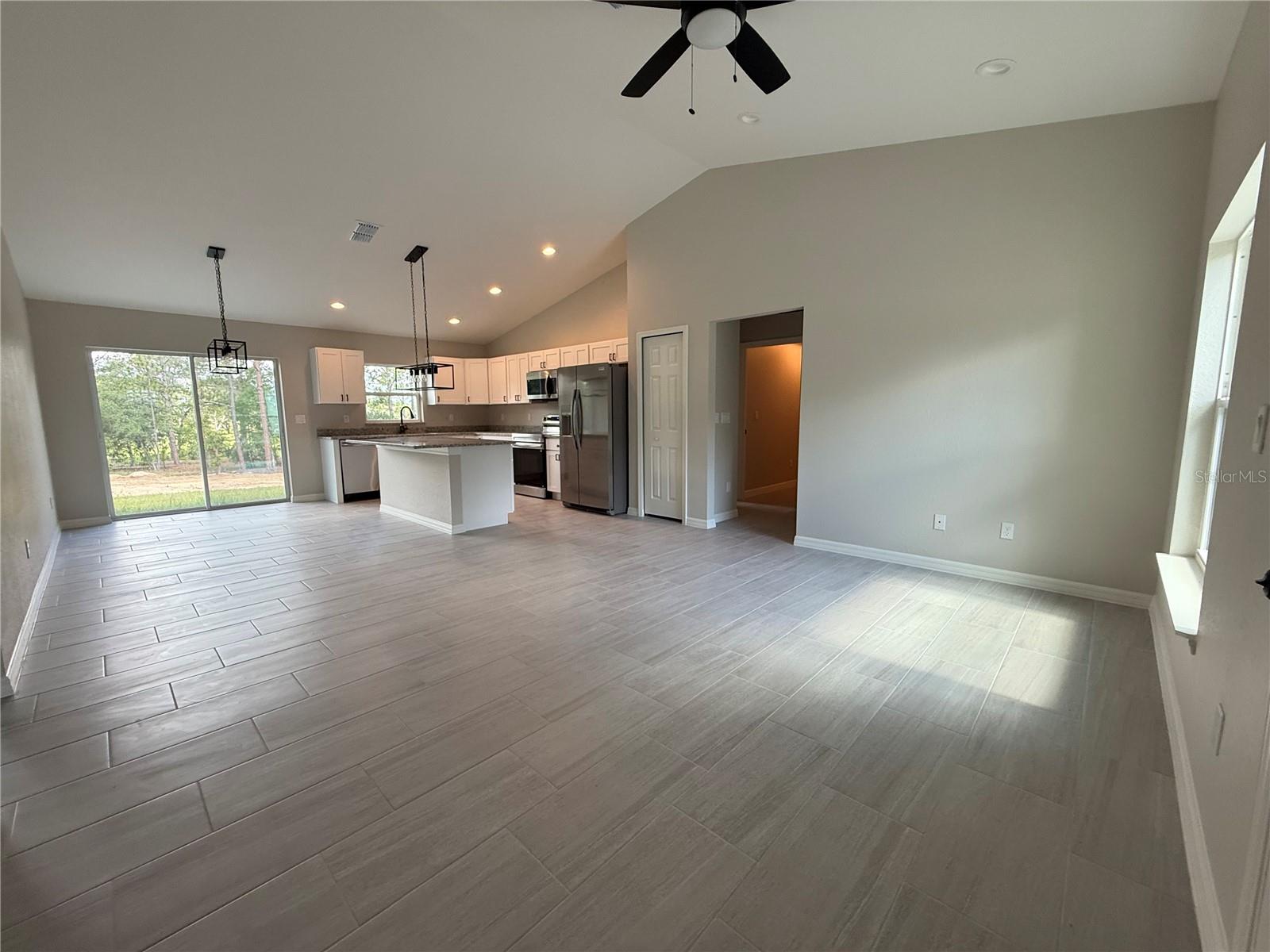 75 LOCUST DR — photo 3