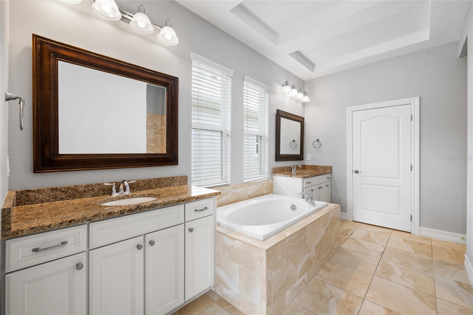 5914 SHELL RIDGE DR — photo 35