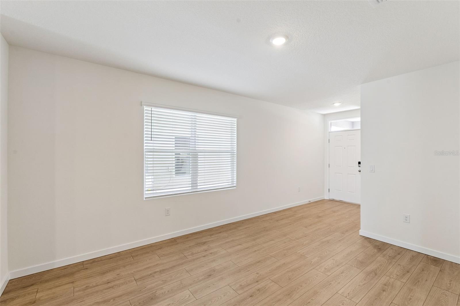 3416 SPINEYWOOD DR — photo 4
