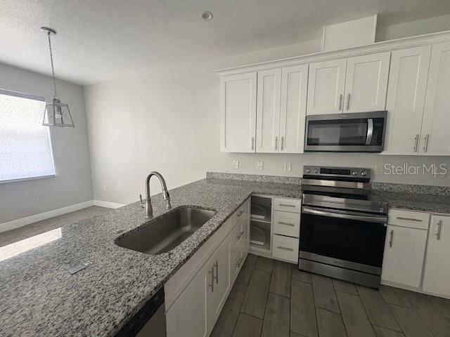 2436 AVENUE D SW — photo 3