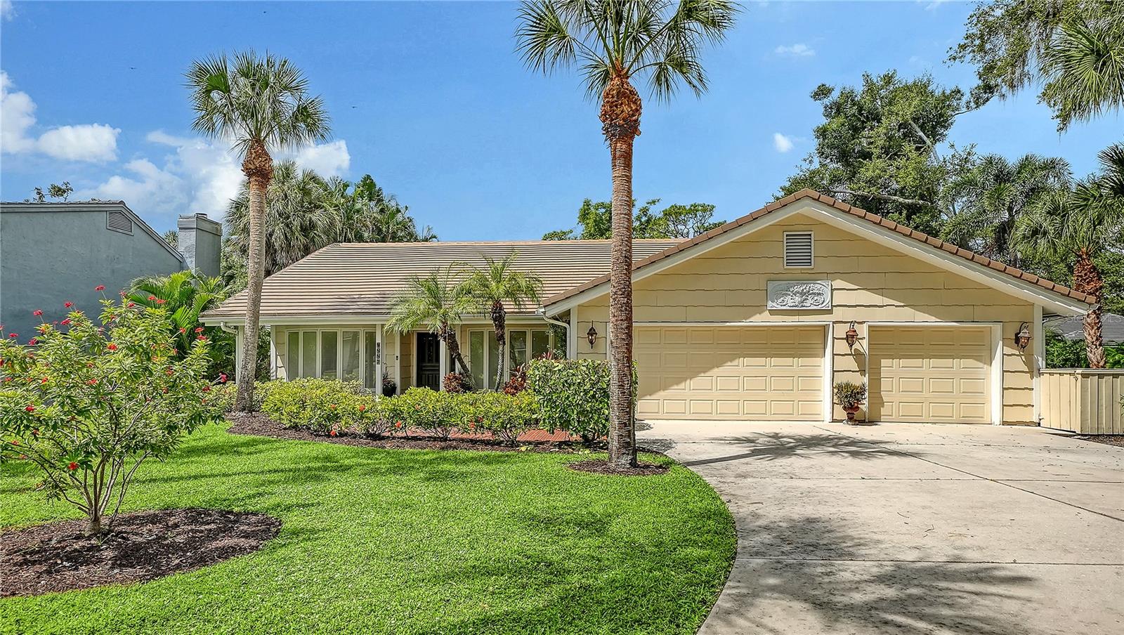 4887 PEREGRINE POINT CIR E — photo 2