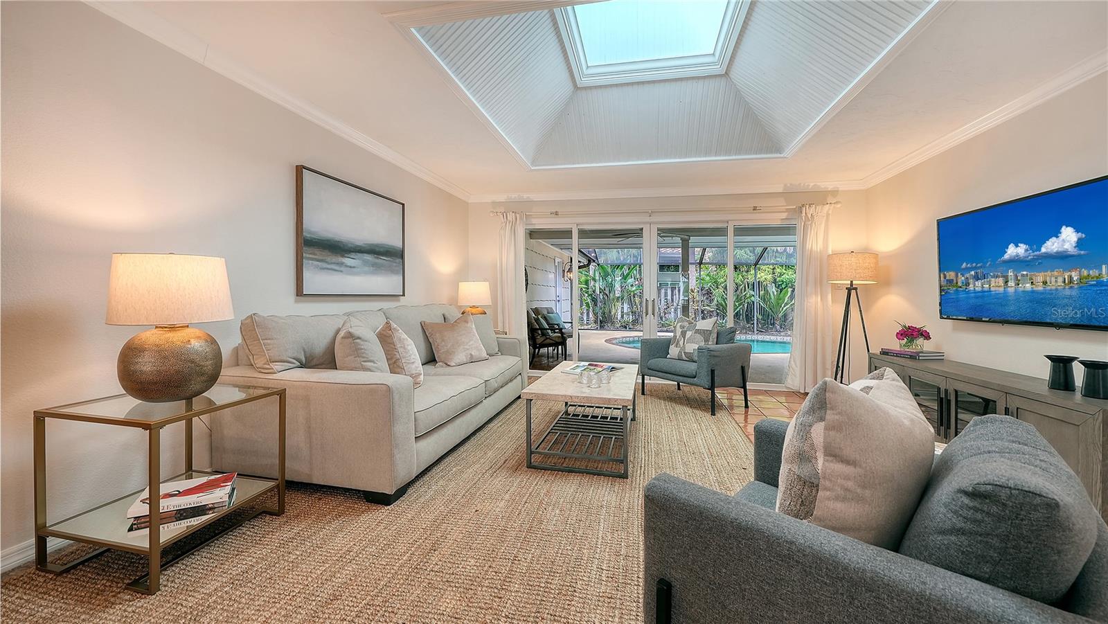 4887 PEREGRINE POINT CIR E — photo 4