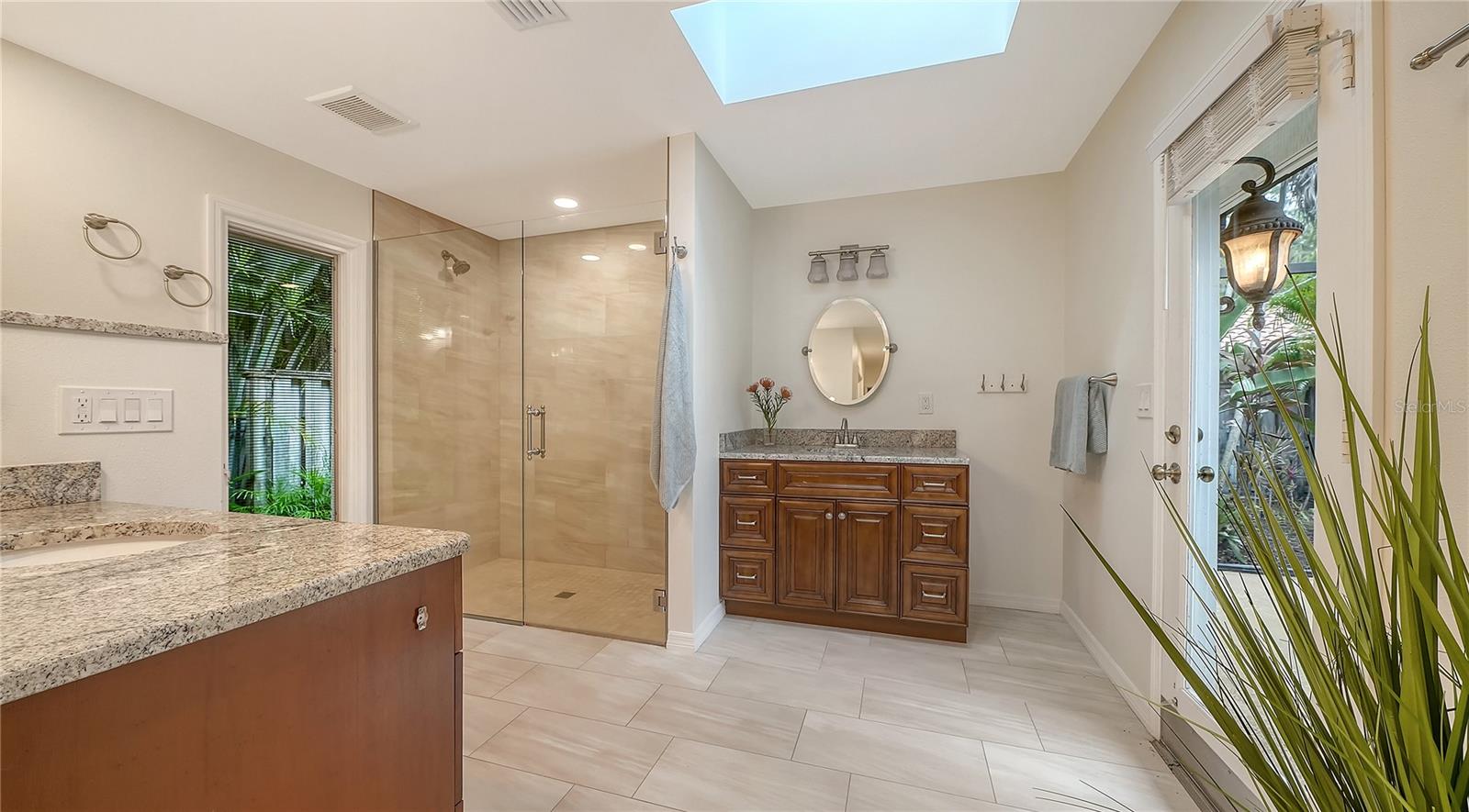 4887 PEREGRINE POINT CIR E — photo 29