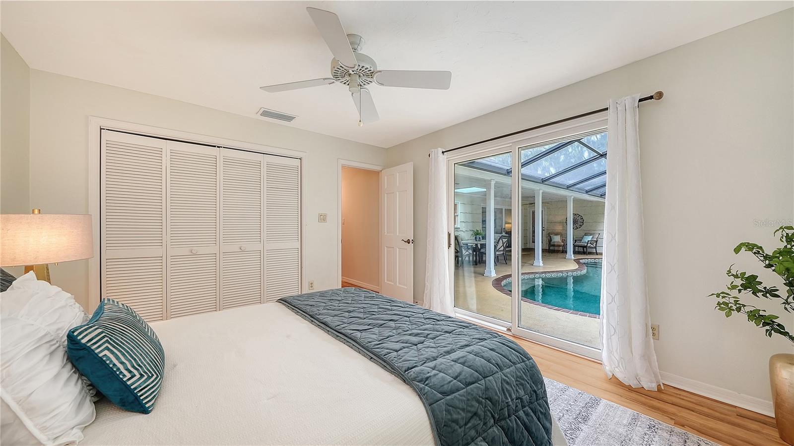 4887 PEREGRINE POINT CIR E — photo 31