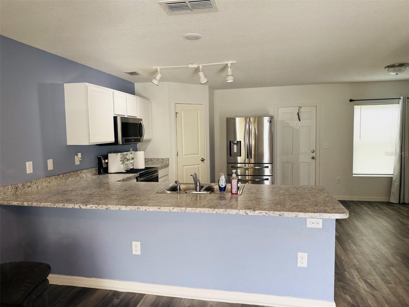 12020 PINE WARBLER AVE — photo 3
