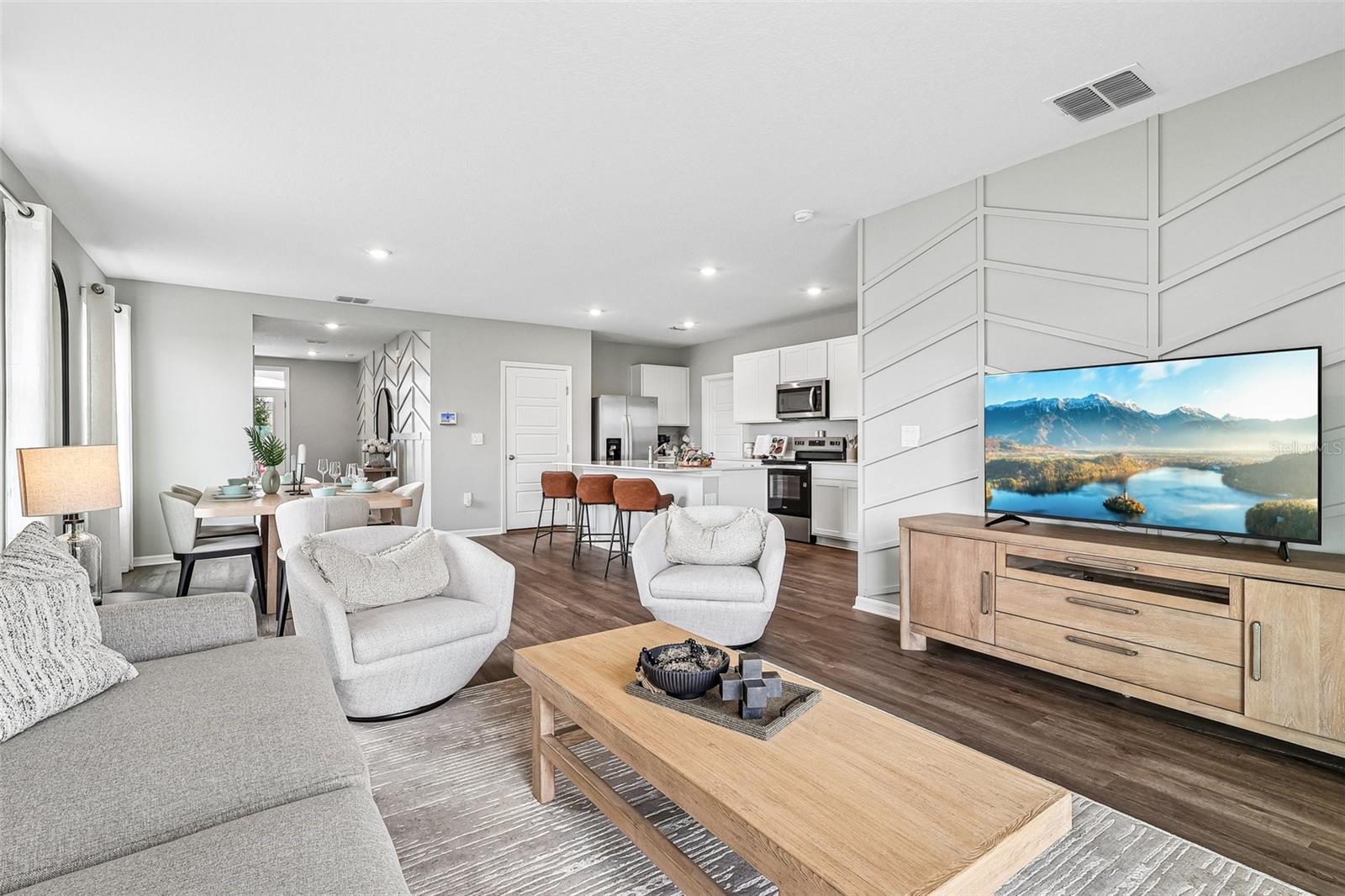 6055 NAVONA WAY — photo 4