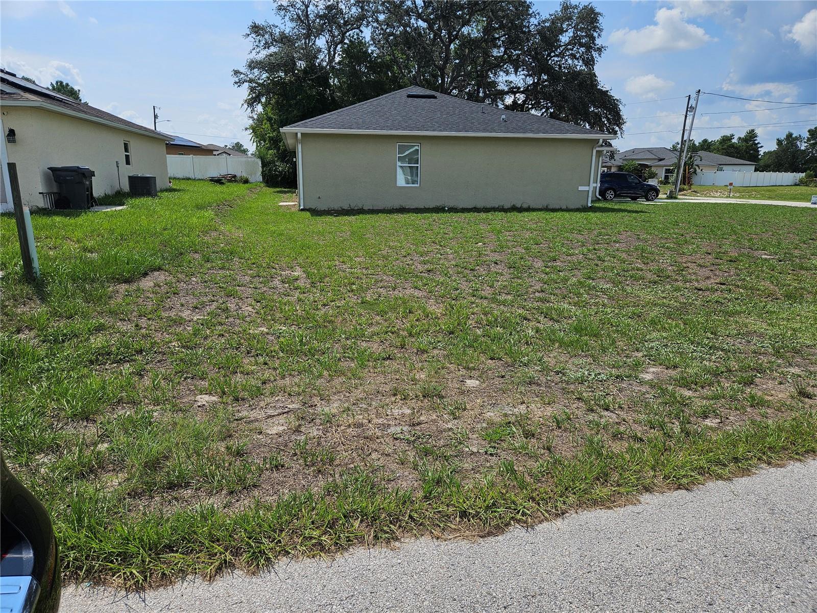 120 ZINNIA LN W — photo 3