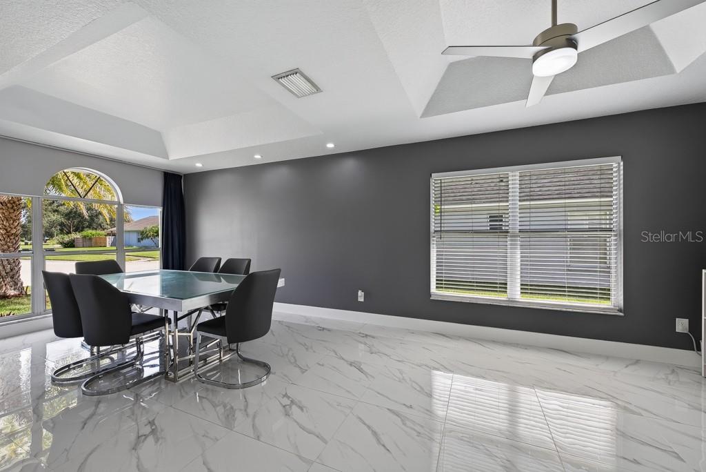 1802 WAKEFIELD DR — photo 5