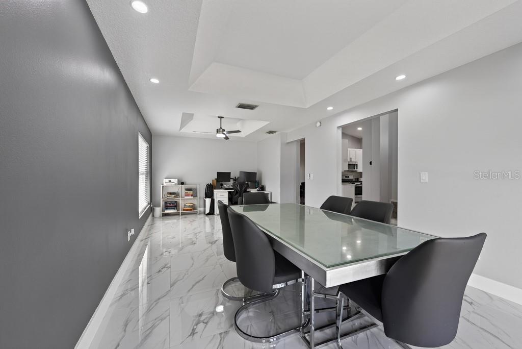 1802 WAKEFIELD DR — photo 8
