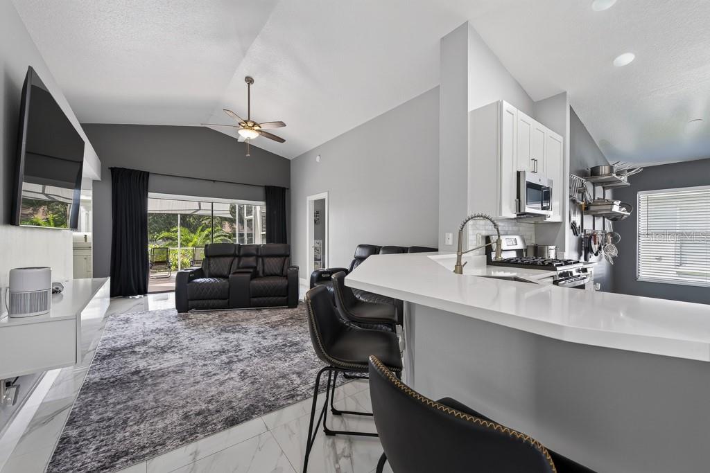 1802 WAKEFIELD DR — photo 15