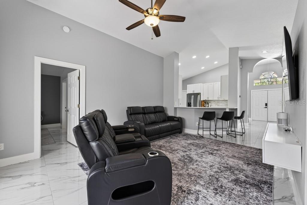 1802 WAKEFIELD DR — photo 19