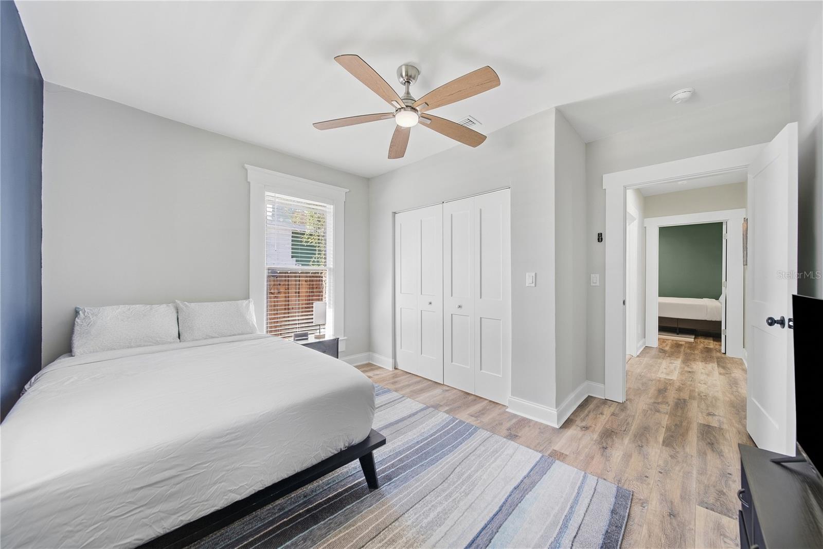 2910 N OLA AVE — photo 11