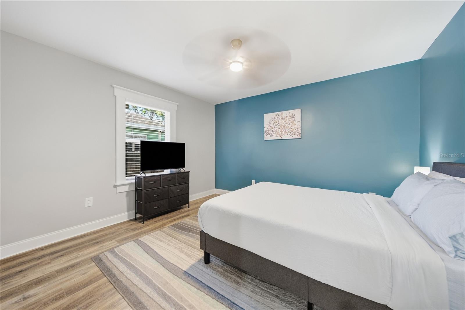 2910 N OLA AVE — photo 29