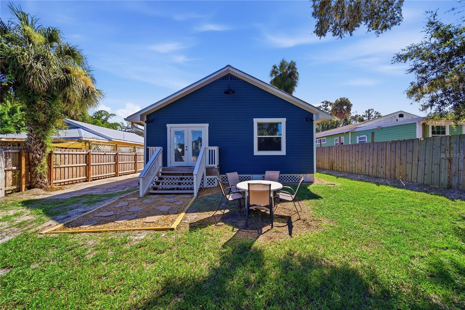 2910 N OLA AVE — photo 31